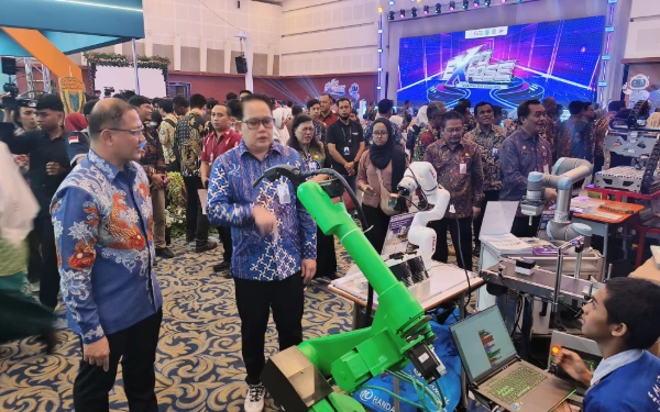 Expo & Expose SMK Hebat Jatim 2026 Perkuat Link and Match, Dorong Lulusan SMK Siap Kerja dan Berwirausaha